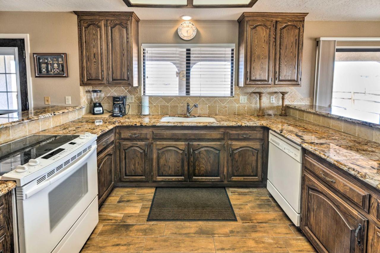 Bullhead City Home With Private Pool, Hot Tub And View מראה חיצוני תמונה
